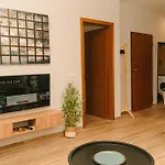 Flat On Relaxing Appartement Golem (Tirana)