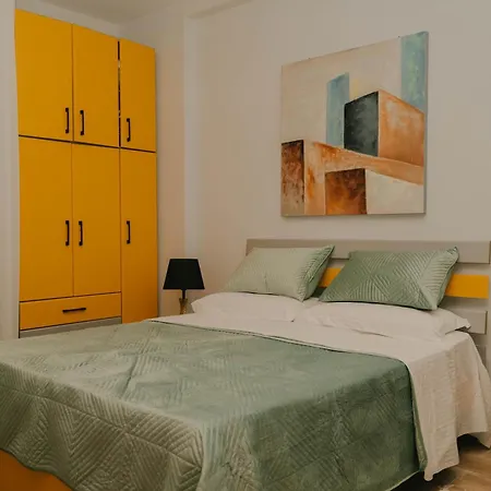 Flat On Relaxing Apartment *