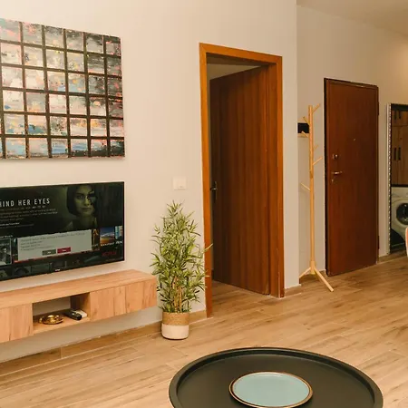 Flat On Relaxing Apartament Golem (Tirana)