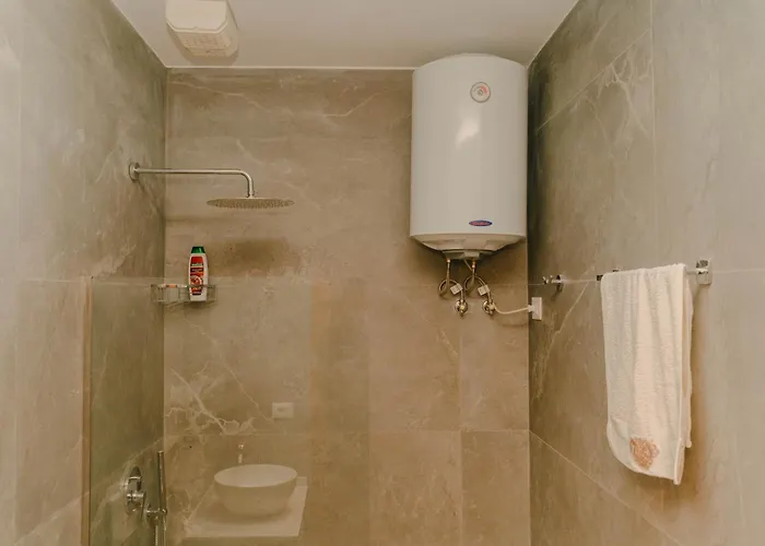 Flat On Relaxing * Golem (Tirana)