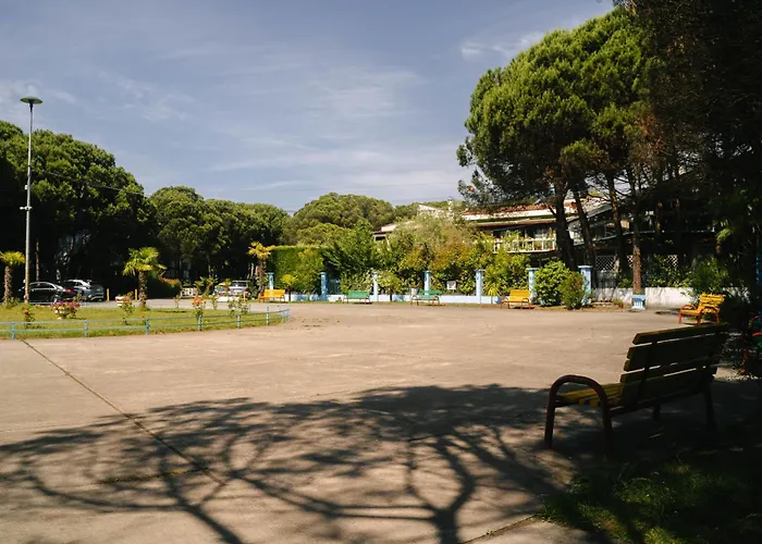 Flat On Relaxing * Golem (Tirana)